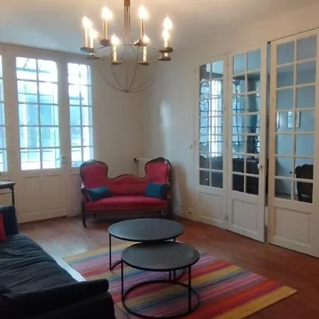 74, Chez Moune Et Mabo Apartment